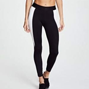 NWOT Koral Activewear Women's Blunt Leggings